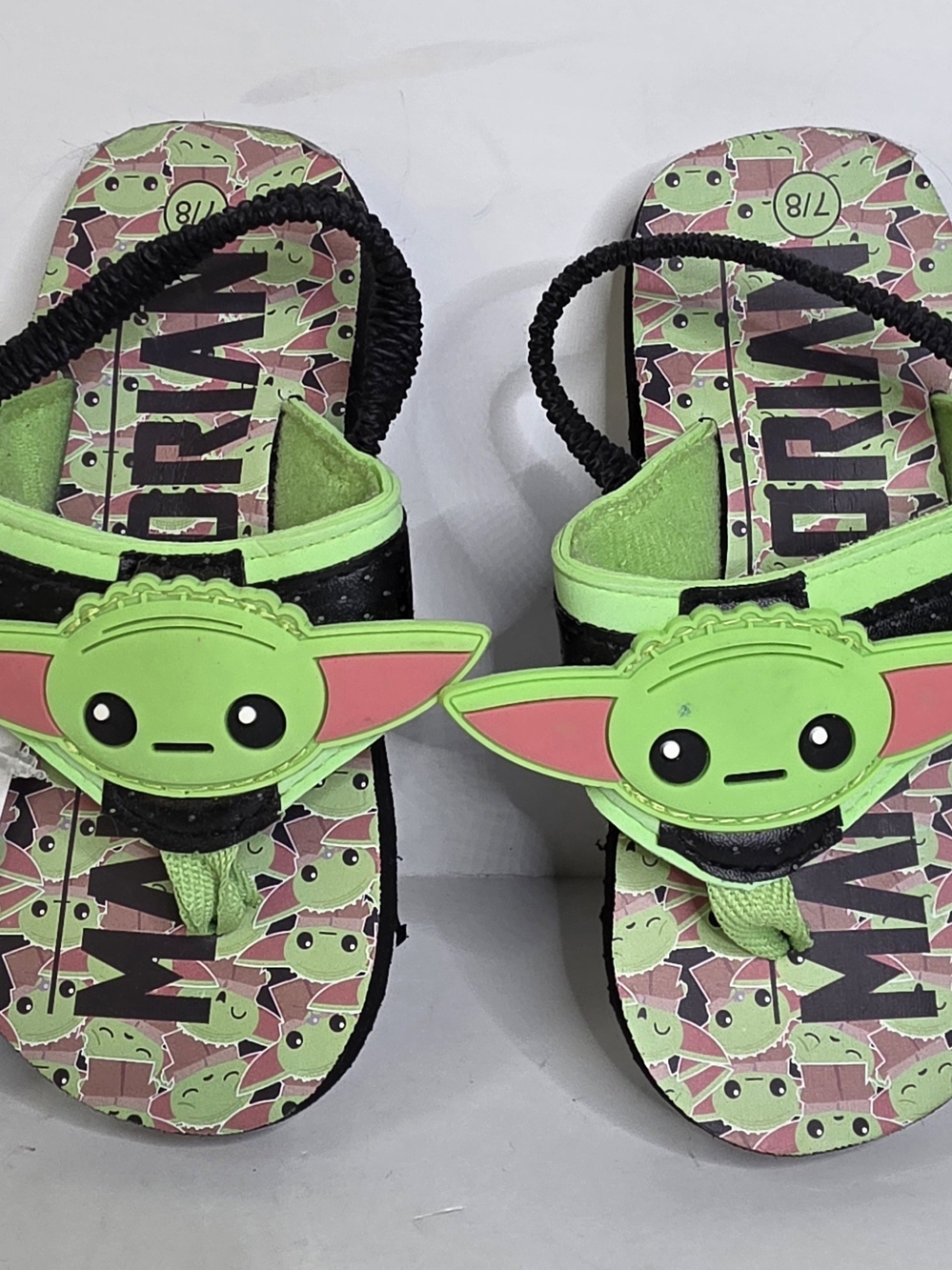 Toddler 7/8 Star Wars Grogu Sandles